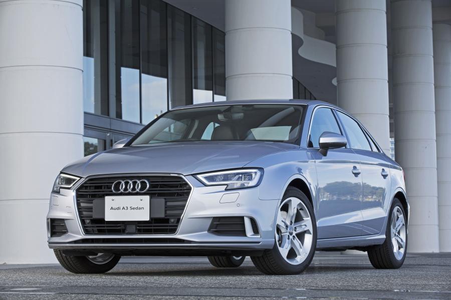  Audi A3 Sedan 1.4 TFSI (8V) 2017 года  (JP) (фото 12 из 13)